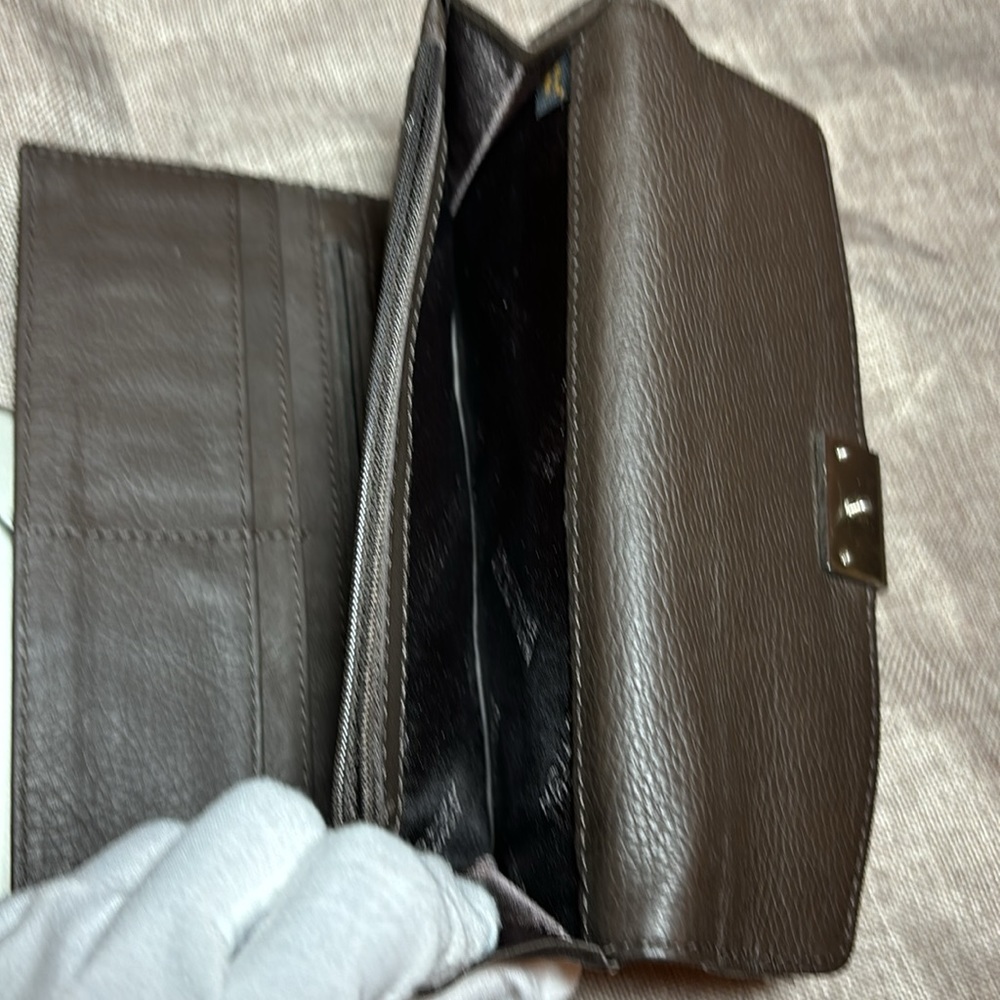 Kenneth Cole Brown Leather Long Snap front Wallet - Picture 8 of 11